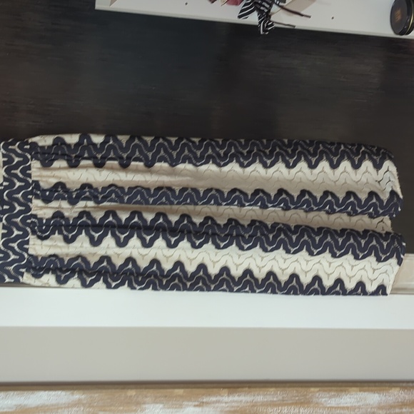 Gorgeous Midi Dress - Picture 4 of 10